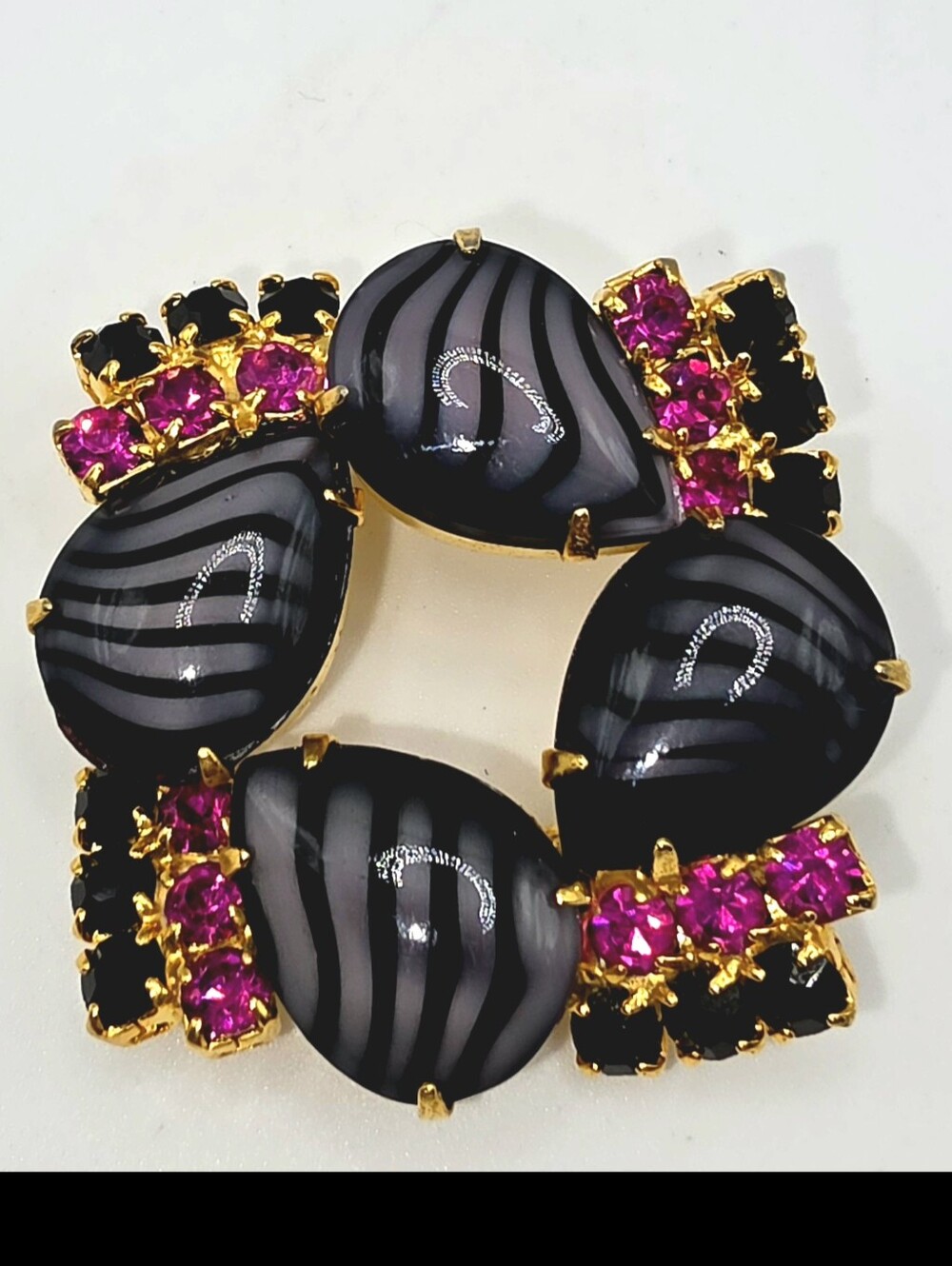 Amazing Juliana Style Zebra Striped Givre Glass And Rhinestone Brooch